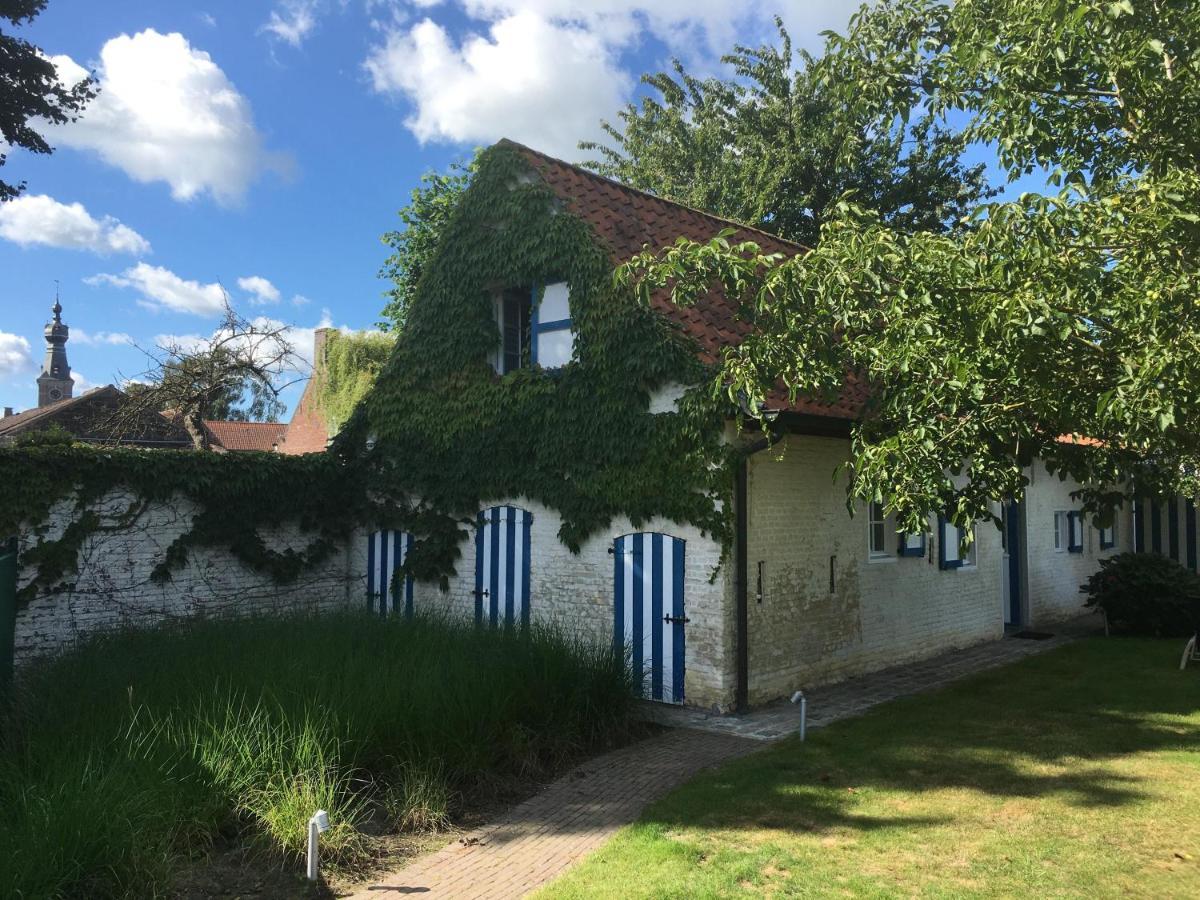 Authentic Wellnesshoeve Hansbeke Esterno foto