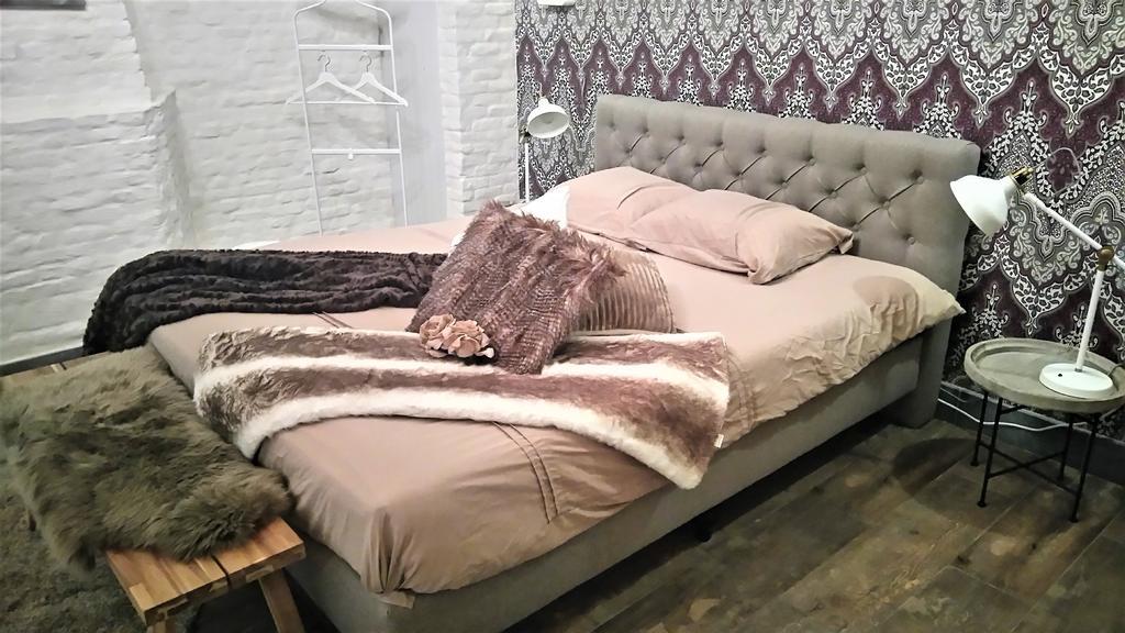 Authentic Wellnesshoeve Hansbeke Esterno foto
