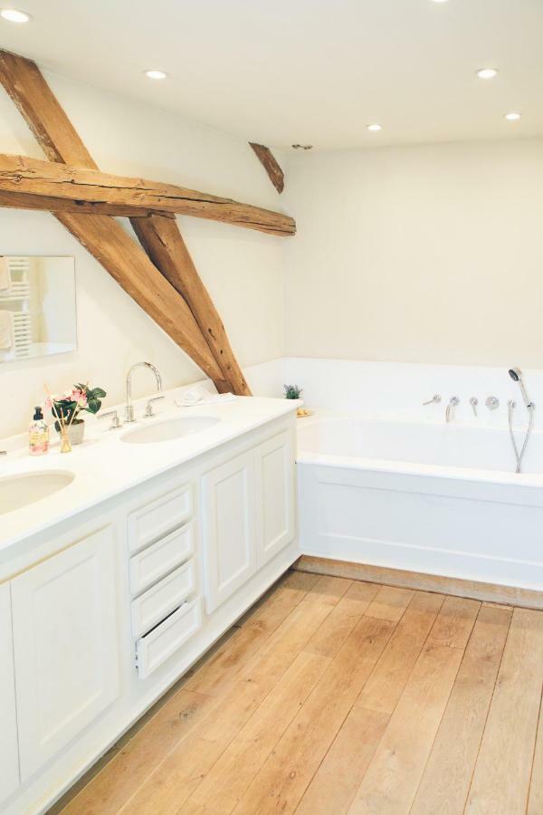 Authentic Wellnesshoeve Hansbeke Esterno foto
