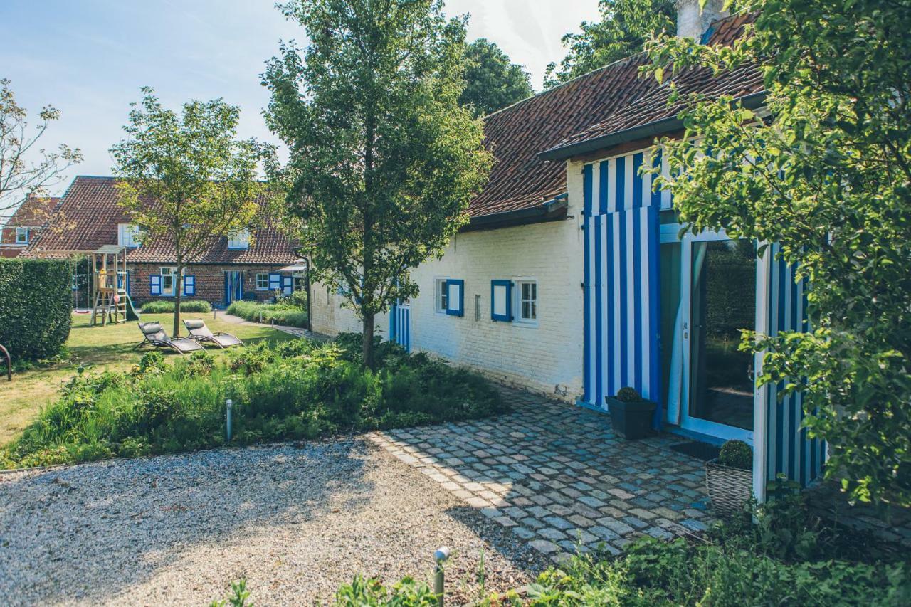 Authentic Wellnesshoeve Hansbeke Esterno foto